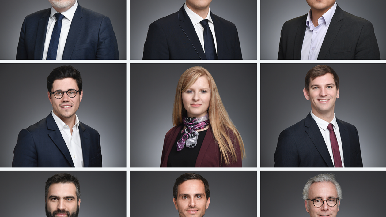 Série de portraits corporate pour un trombinoscope, mettant en avant l'ensemble des collaborateurs d’une entreprise dans un style professionnel et soigné. Chaque photo sont réalisées sur un fond neutre ou harmonisé, avec un éclairage doux qui valorise les traits et assure une uniformité visuelle. Ces portraits reflètent l’identité et les valeurs de l’entreprise, renforçant la cohérence et l’approche humaine de sa communication. Idéal pour les sites web, les profils LinkedIn d’équipe ou les documents internes ou externes, ce type de contenu améliore l’image de marque et la crédibilité de l’entreprise. Parfait pour vos besoins liés aux portraits professionnels, à la communication corporate et aux ressources humaines.