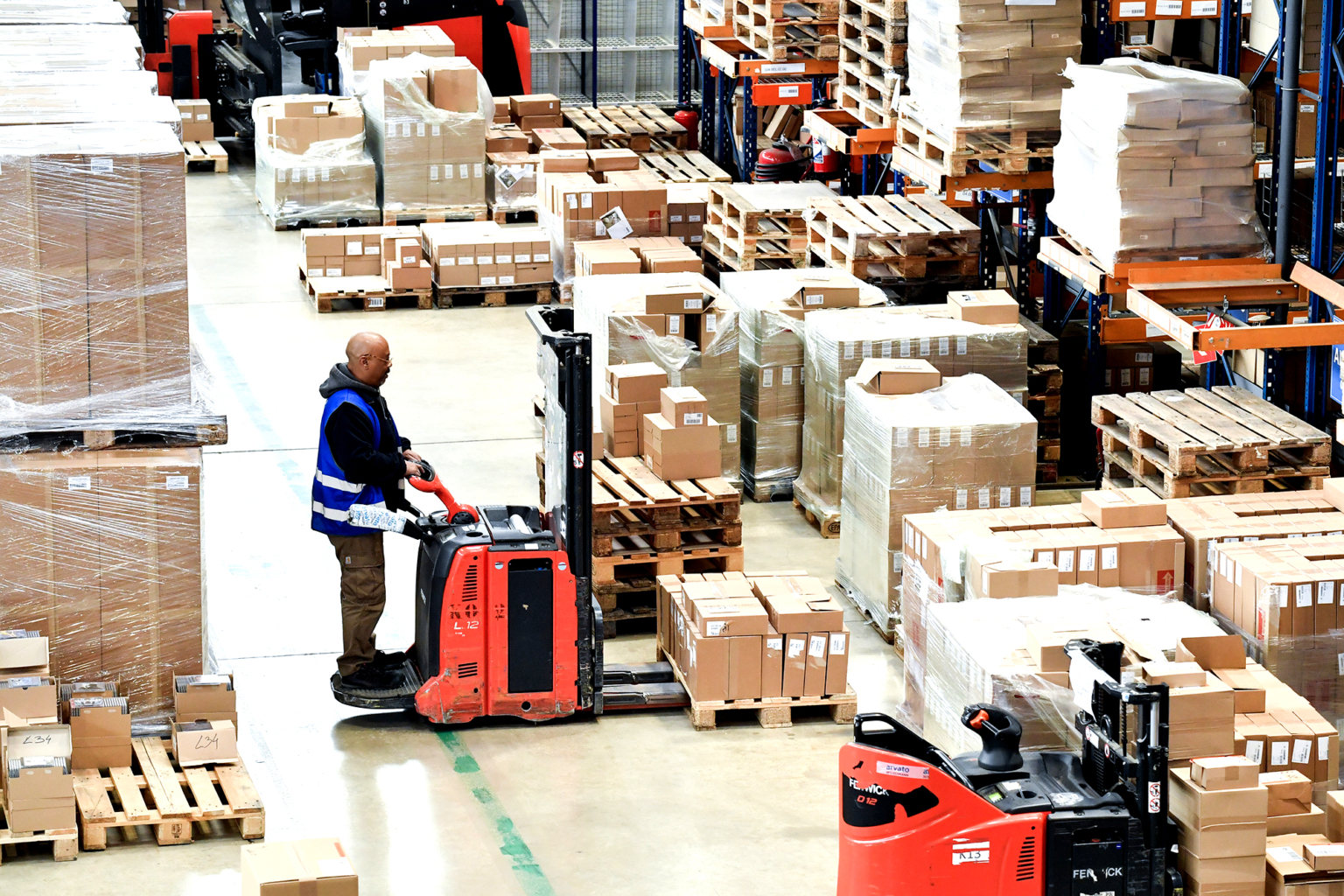 image de reportage dans l'industrie de la logistique