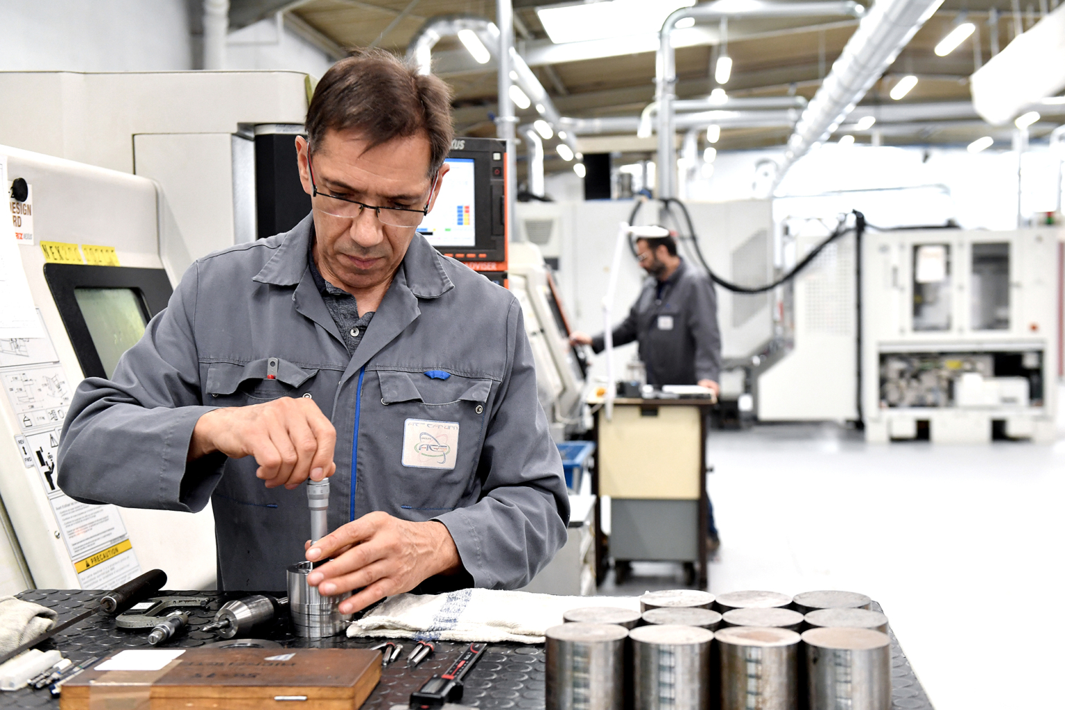 Un reportage photo dans une unité de production pour l'aéronautique