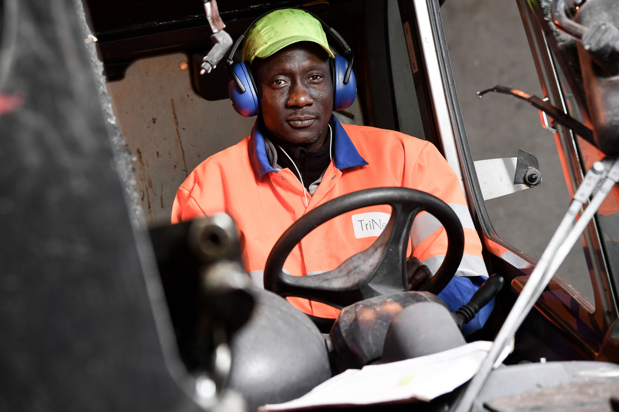 Portrait d'un employé du groupe industriel