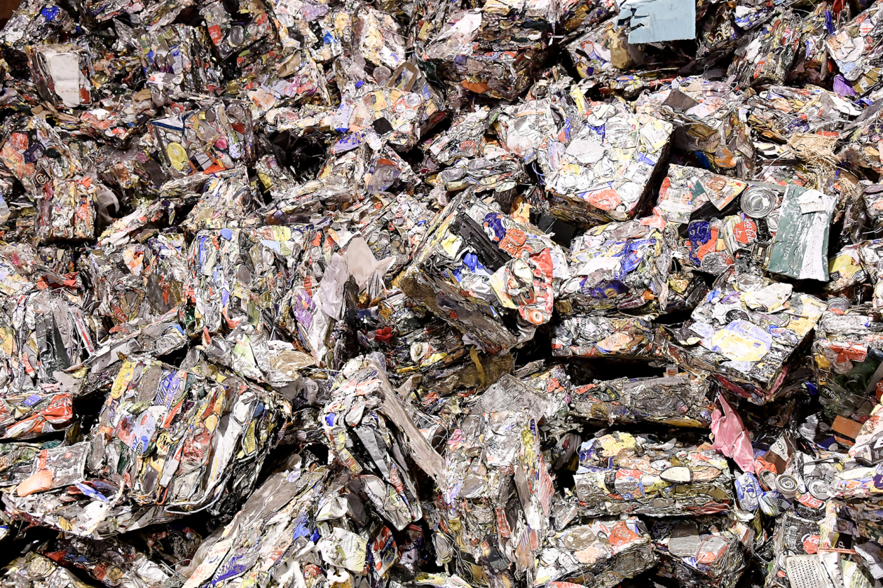 Une photo dans un centre de recyclage