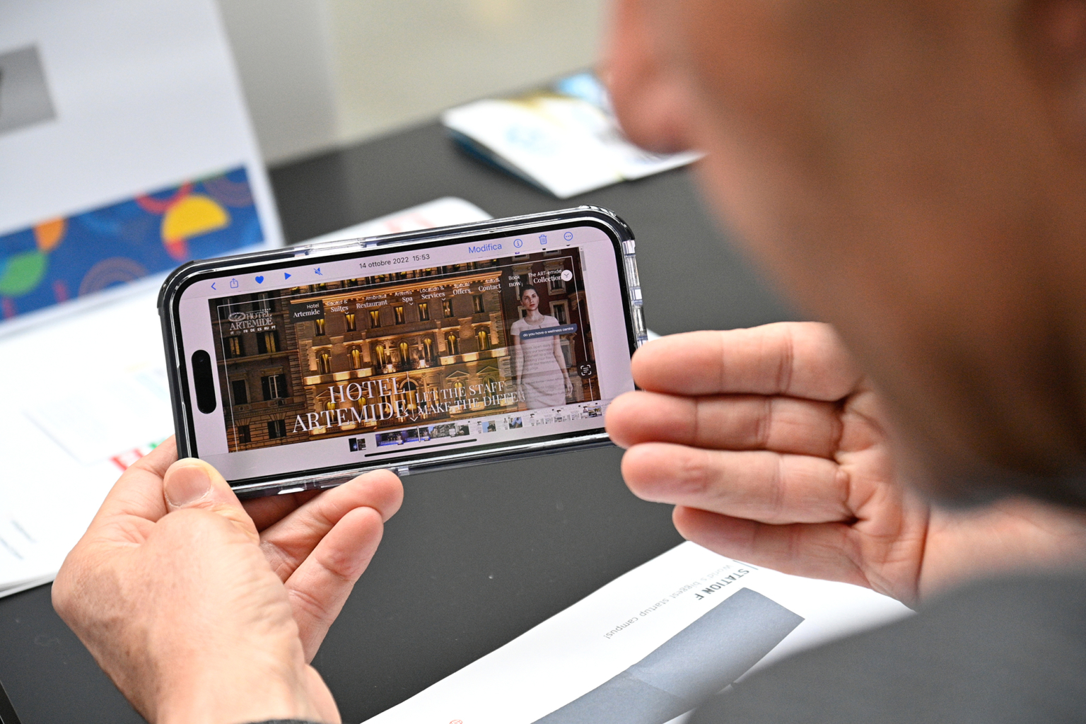 Photo de la démonstration d'une application numérique
