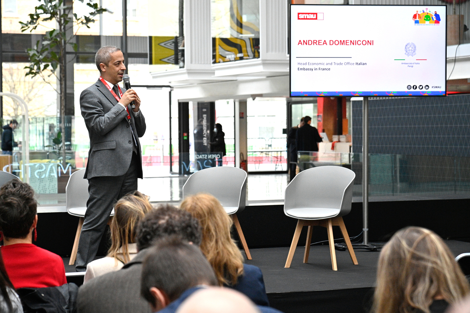 Reportage sur le discours d'ouverture du salon