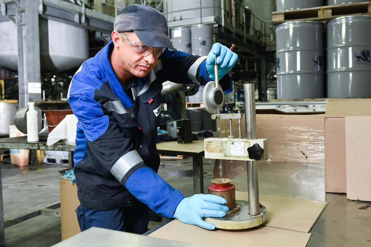 Photo de responsable de production industrielle