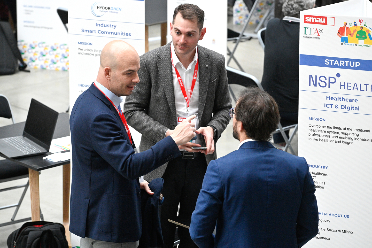 Photo d'une rencontre sur un salon de start-up