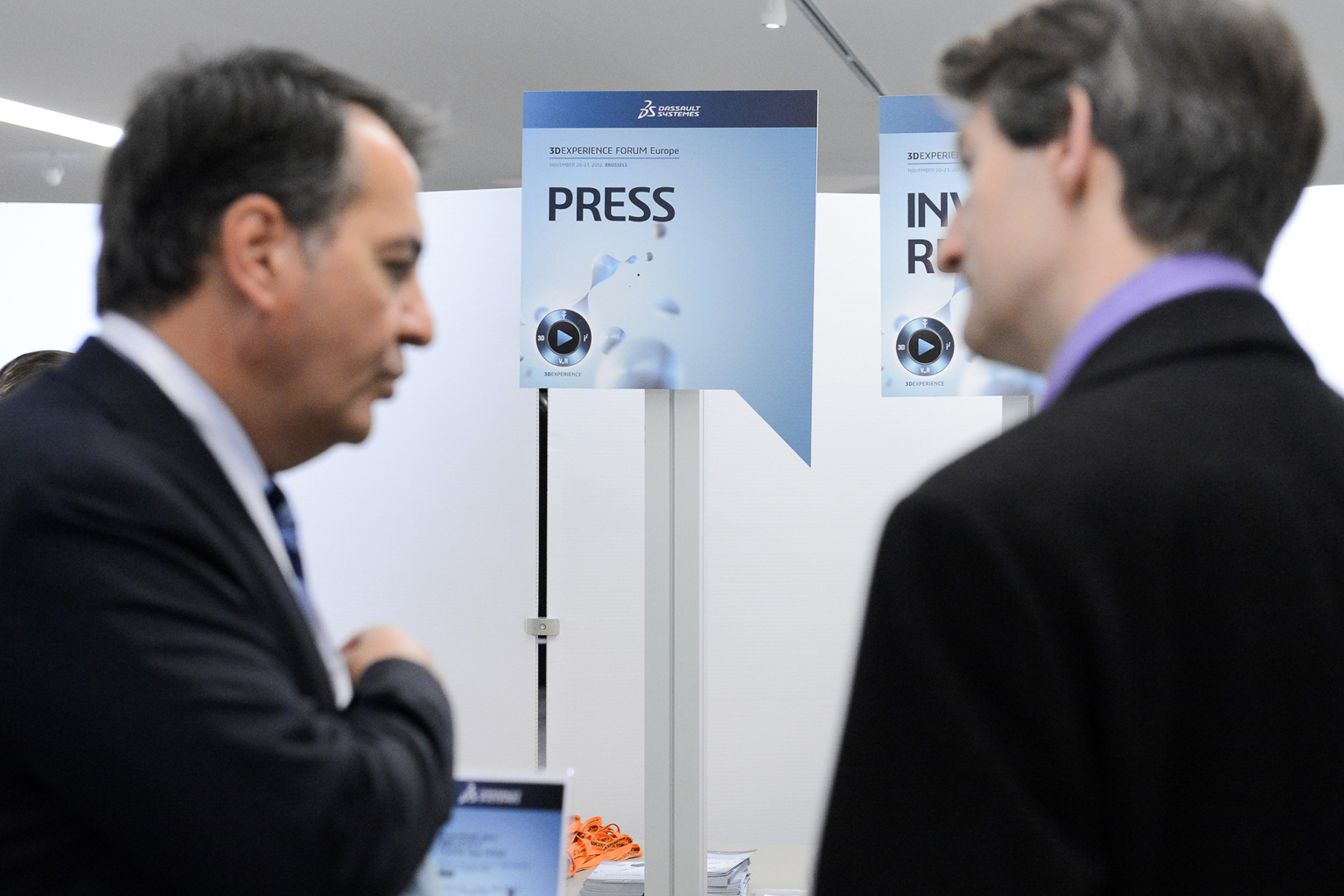 Invitation de presse sur un forum