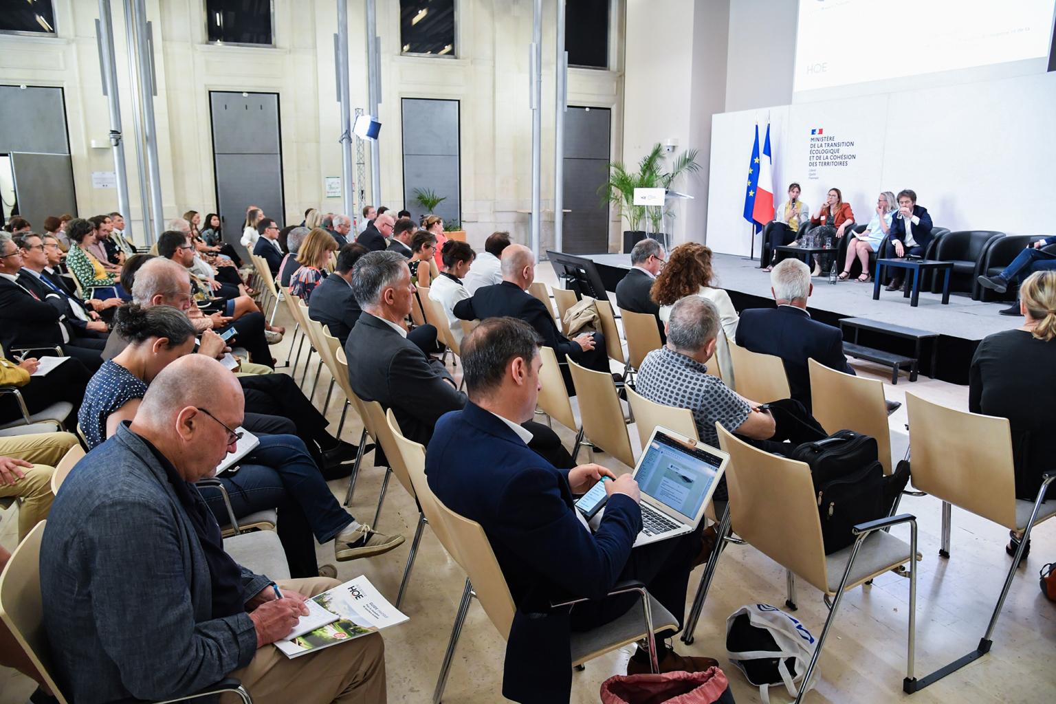Photo de l'assemblée