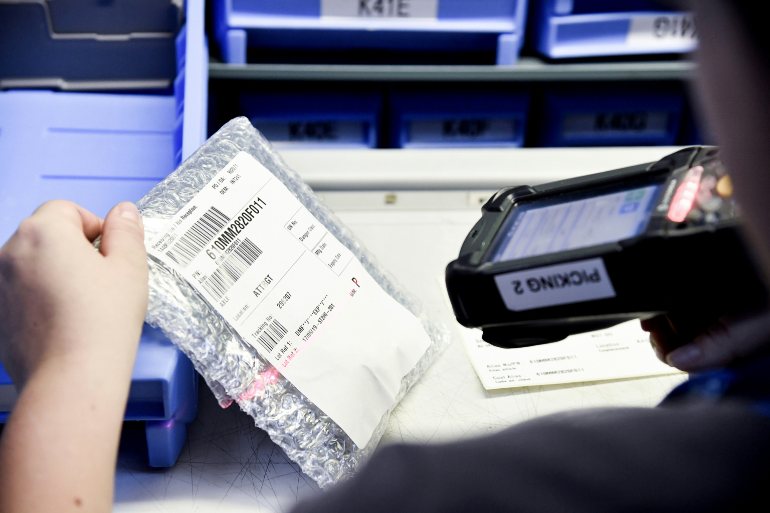 Une photo qui capture l'essence de la logistique moderne